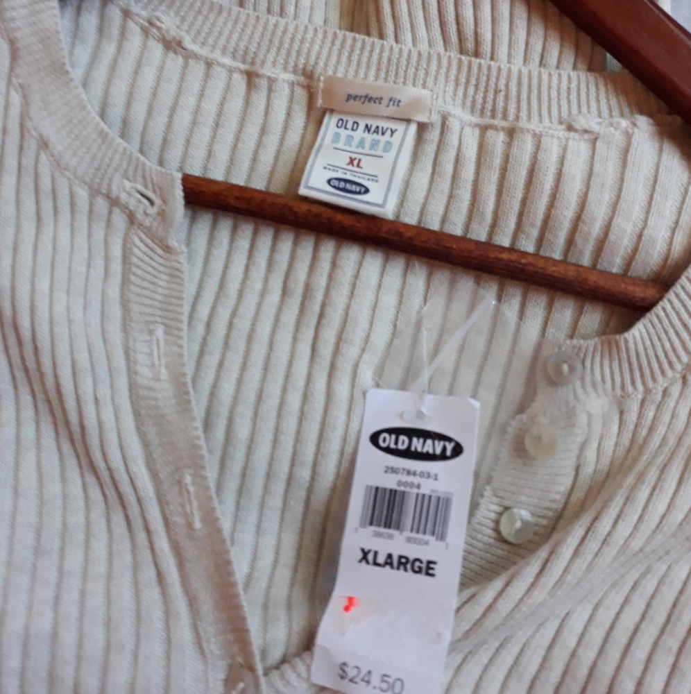 NWT old navy 3/4 sleeve sweater size XL